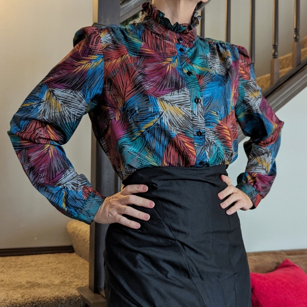 feather print 1980's VINTAGE BLOUSE pykettes M L